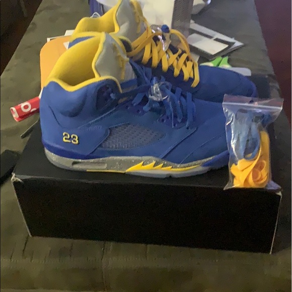 JORDAN 5 LANEY SZ 11 Deadstock - Picture 2 of 7